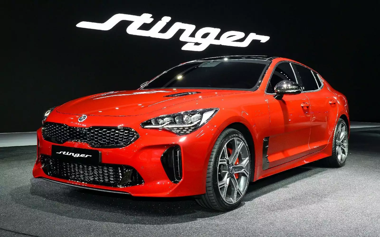 Kia Stinger 2015