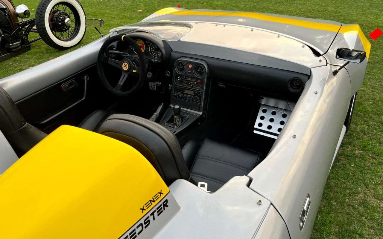 В США представлен спорткар, внешность которого разработал россиянин