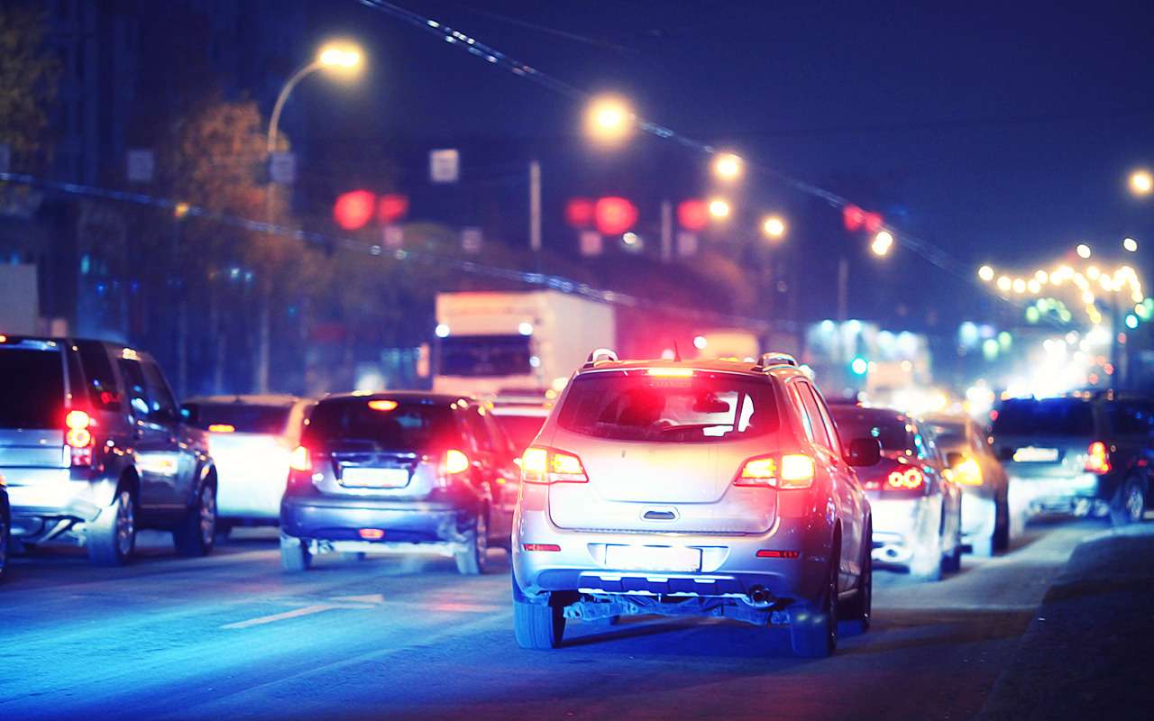 Автомобили обвинили в шпионаже за водителями