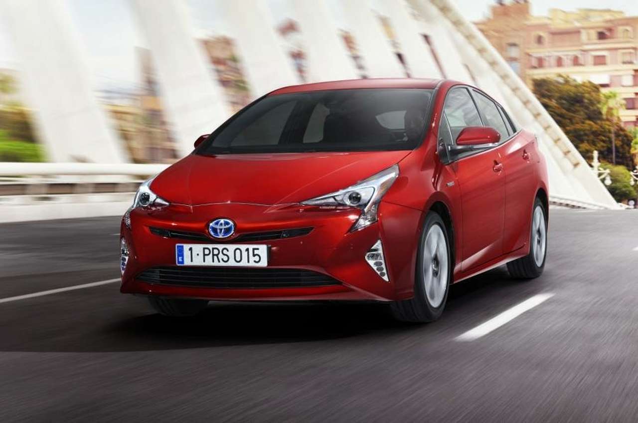 Официально: 2016 Toyota Prius уже здесь (ФОТО)