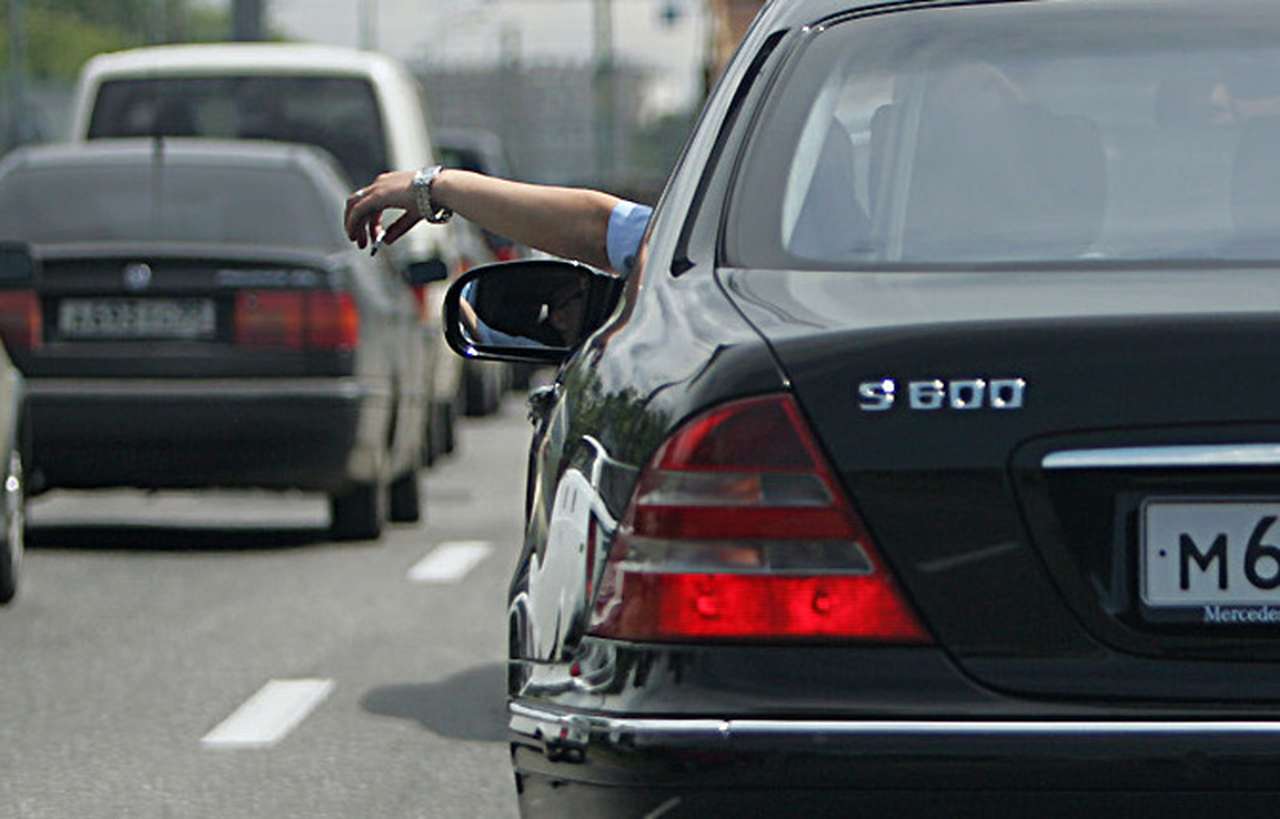 Хамы на дороге: звонить в полицию?