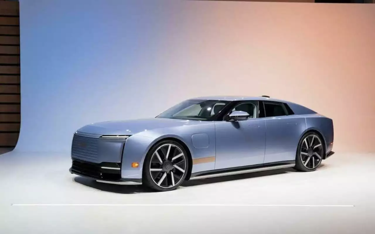 В Сеть слили первое фото нового Jaguar