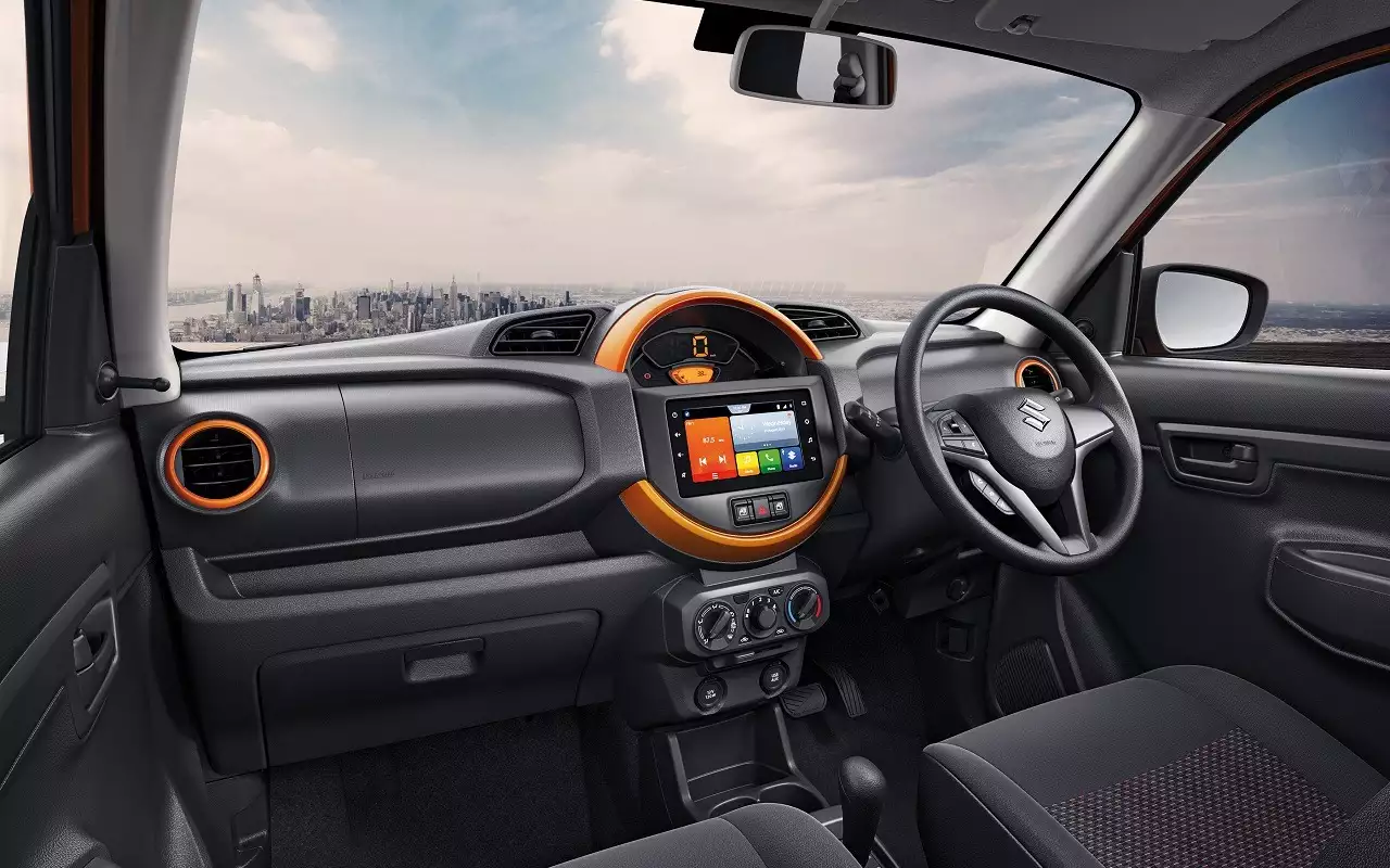 Интерьер Suzuki S-Presso