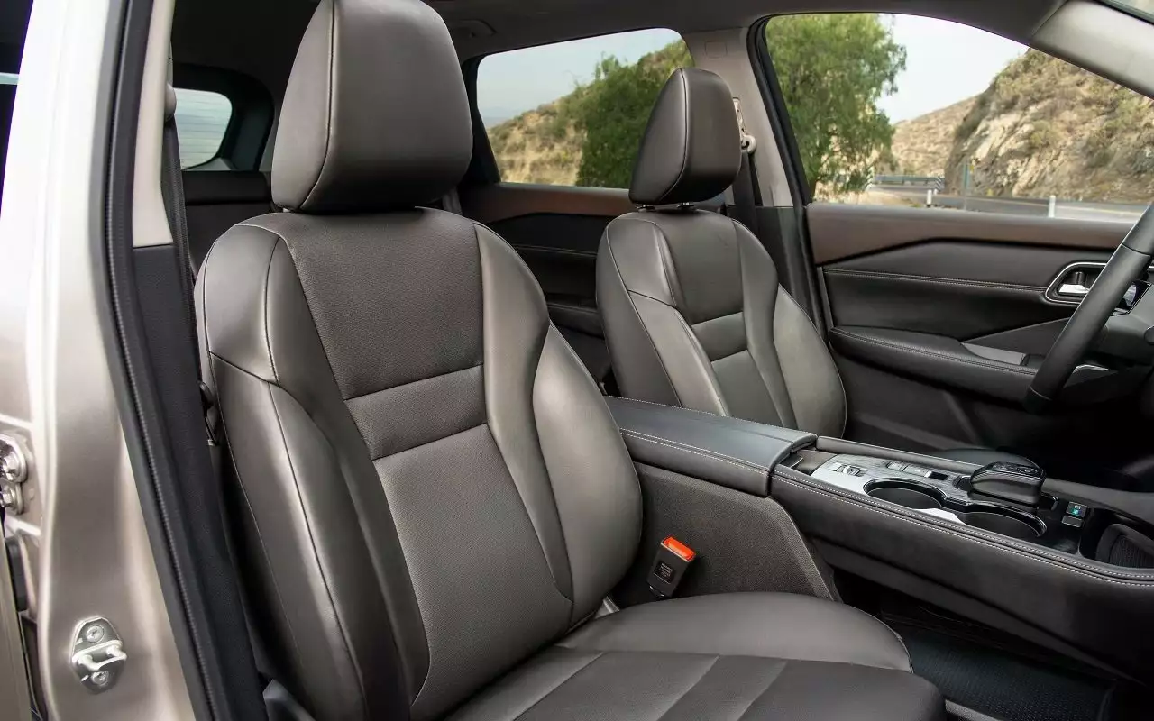 Интерьер Nissan X-Trail