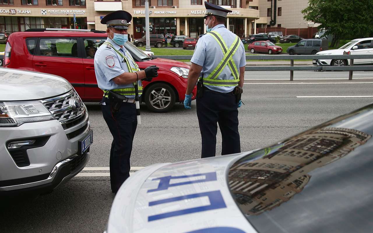 ГИБДД начала штрафовать водителей за доработки автомобилей