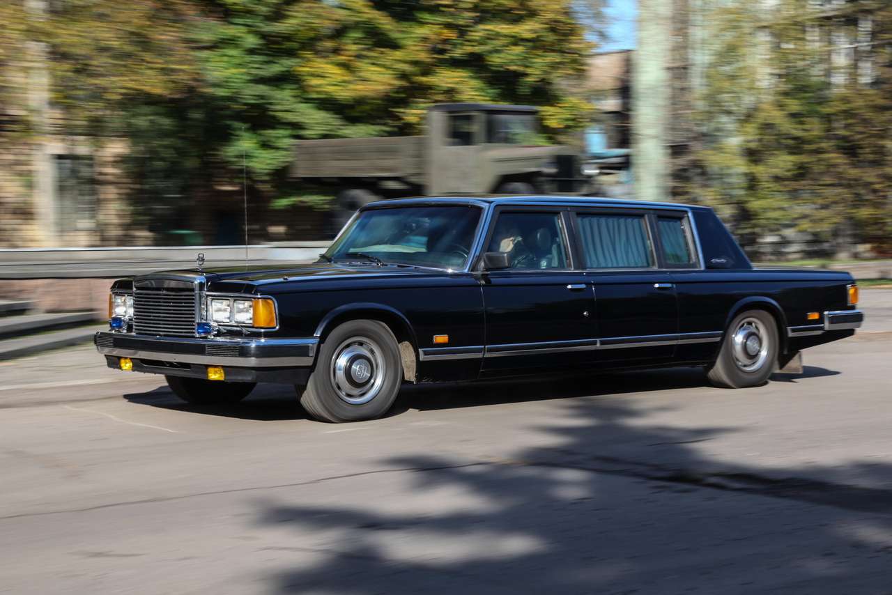 ЗИЛ-41052: сильный мира того