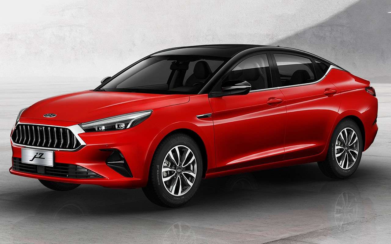 Новый китайский лифтбек: известны российские комплектации