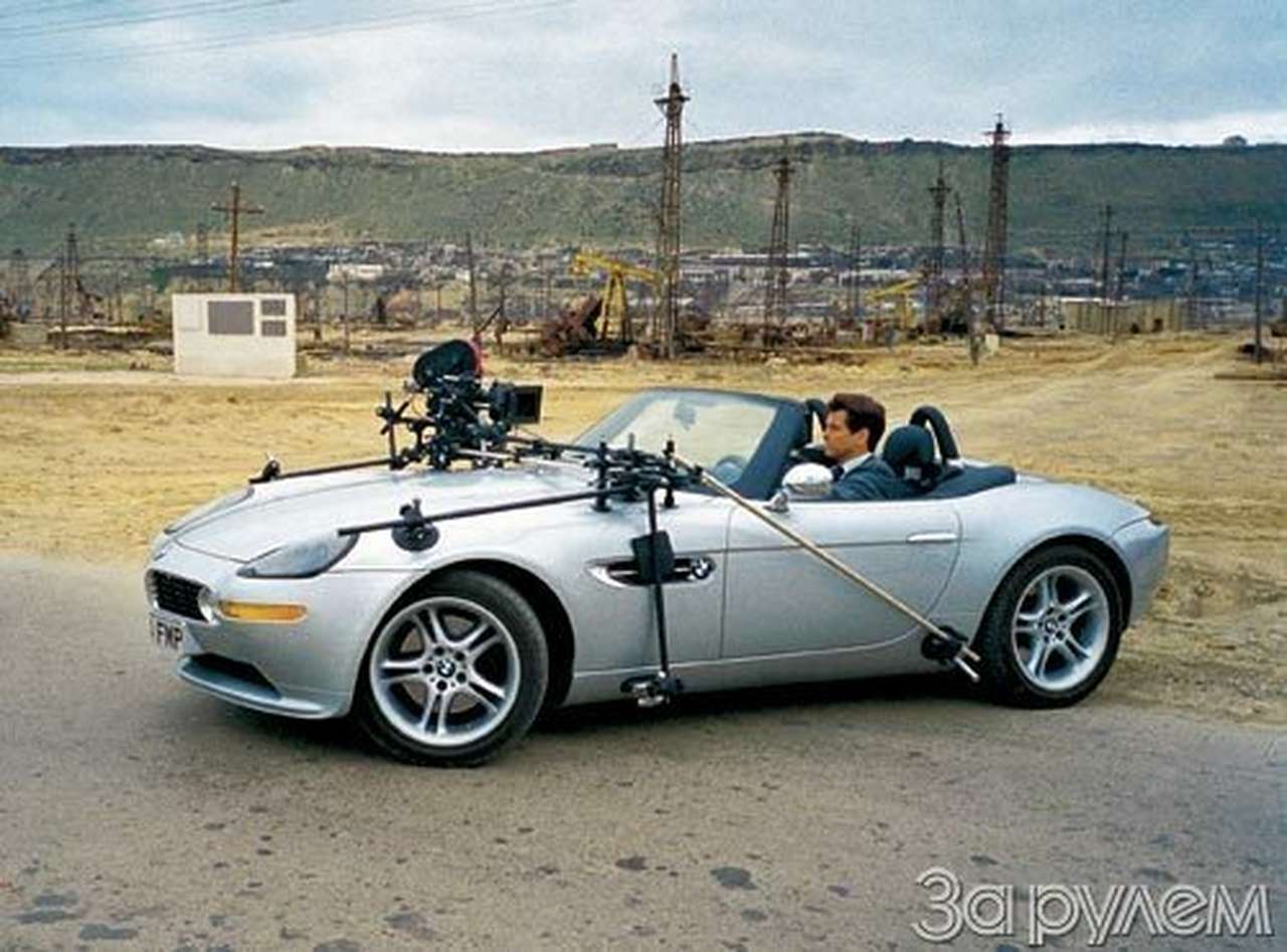 Роли исполняют...