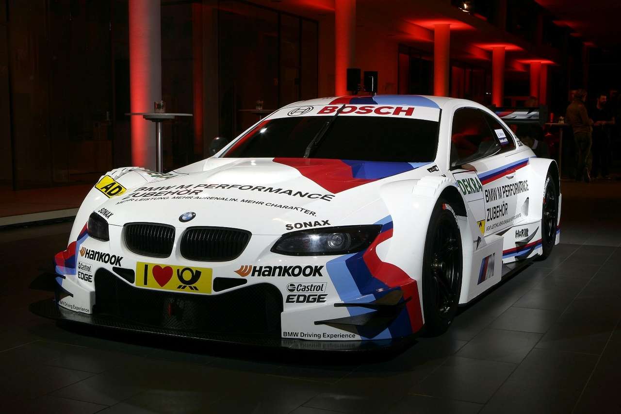 В 2012 году на старт гонок DTM выйдет шесть автомобилей BMW M3