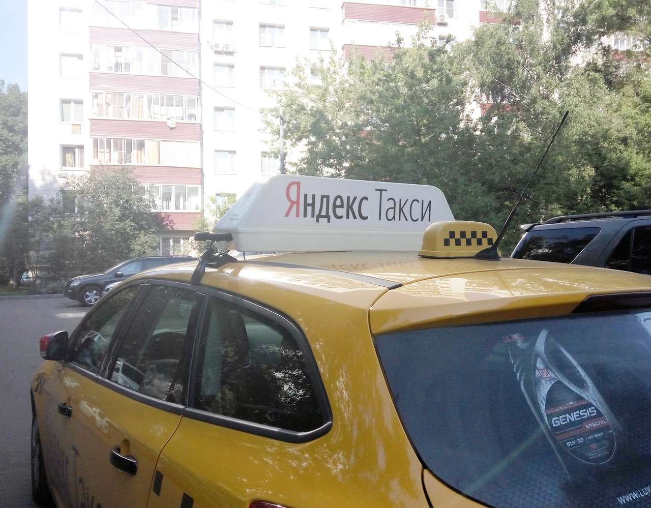 Яндекс.Такси и Uber — разрешения объединиться пока нет