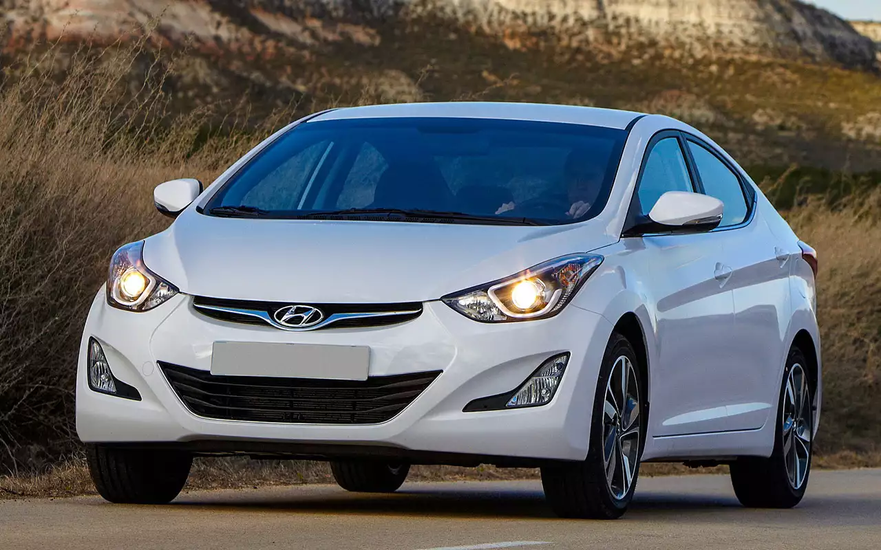 Hyundai Elantra V