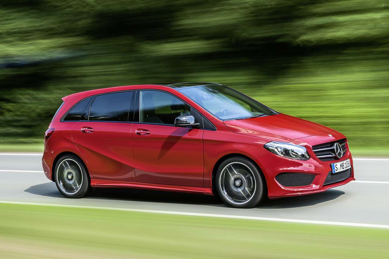 Mercedes-Benz обновил компактвэн B-класса
