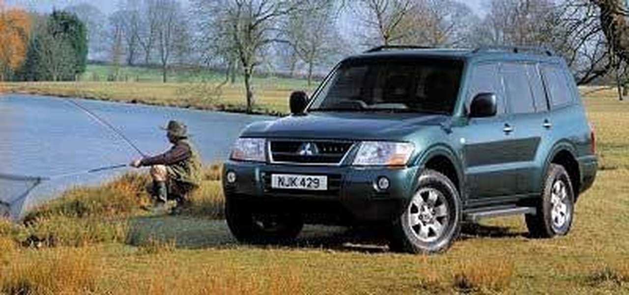 Mitsubishi запускает в Европу "вояку-спортсмена"