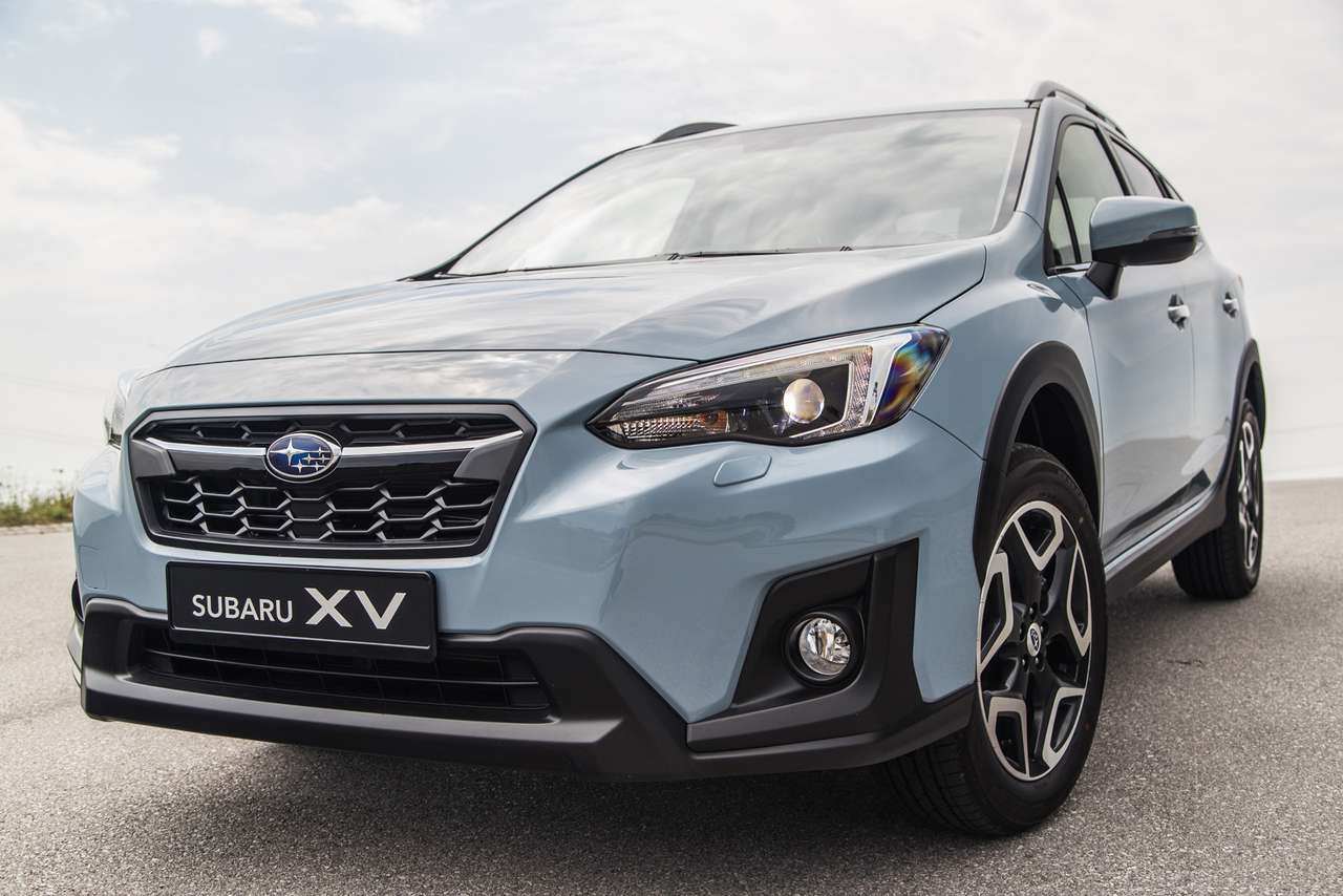 Продажи Subaru XV начнутся в октябре. Известны цены