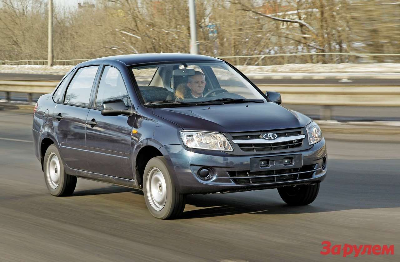 Lada Granta Норма 1,6 л (87 л.с.), МКП5 (260 000 руб.)