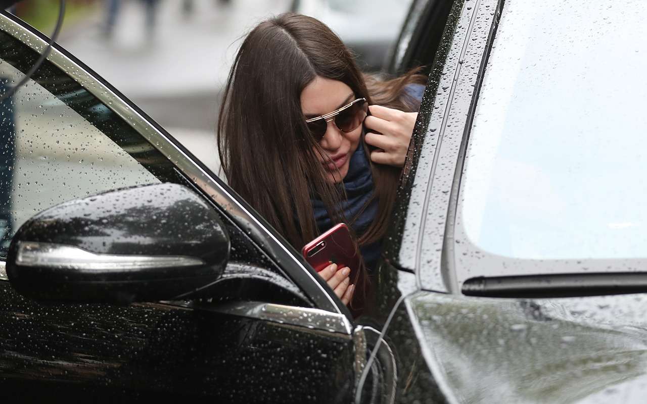 Мара Багдасарян продолжает собирать автомобильные штрафы. Как так?