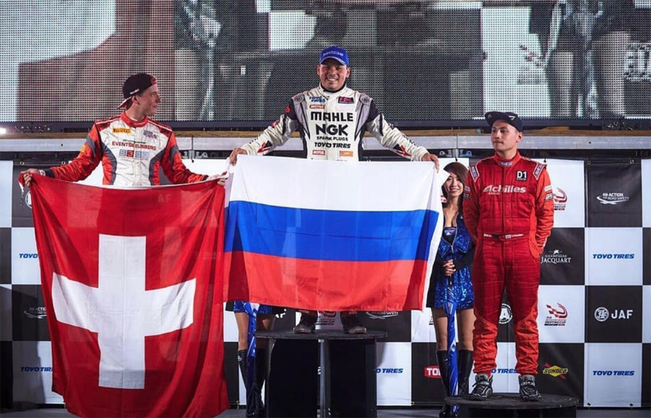Российский пилот Гоча выиграл соревнования по дрифту в Японии