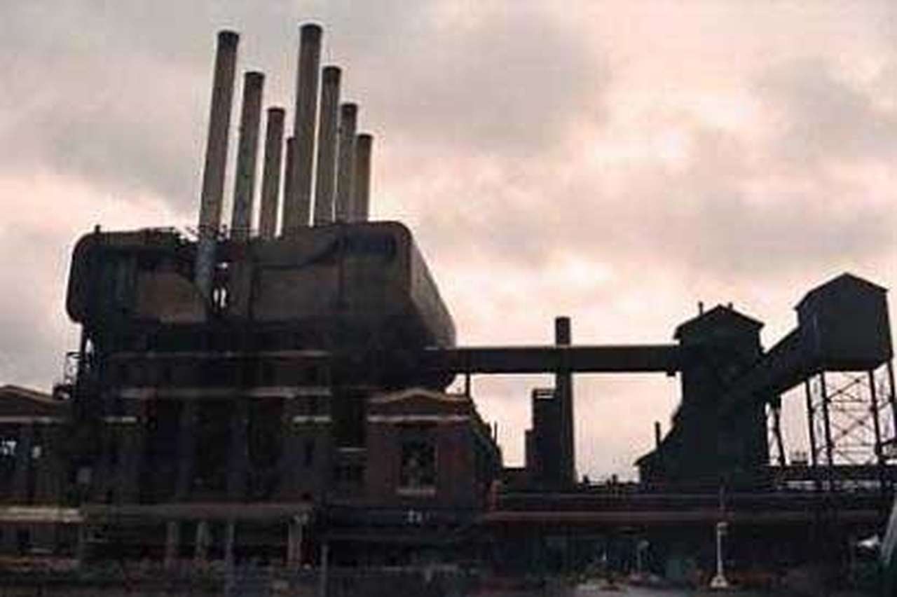 Ford подал в суд на Америку