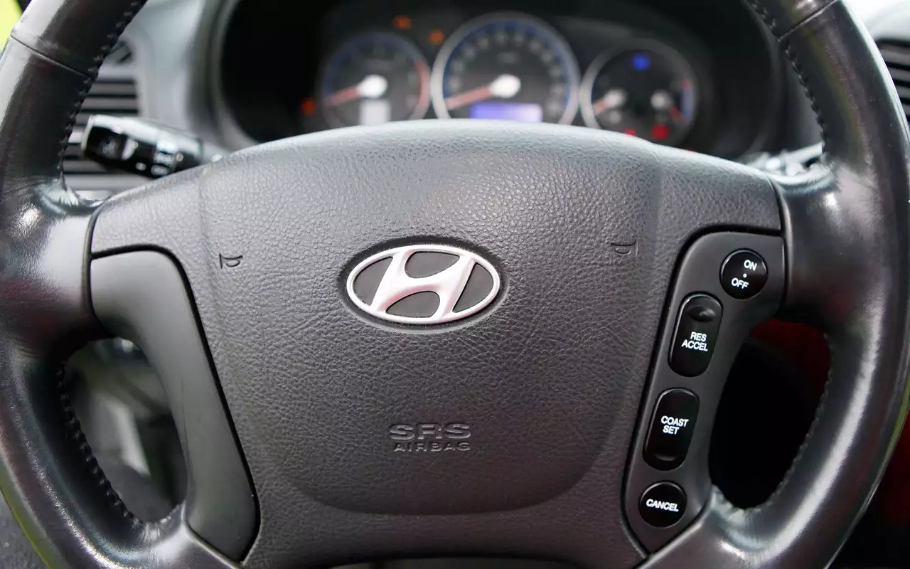 Hyundai отзывает более 50 тыс. машин: известны причины