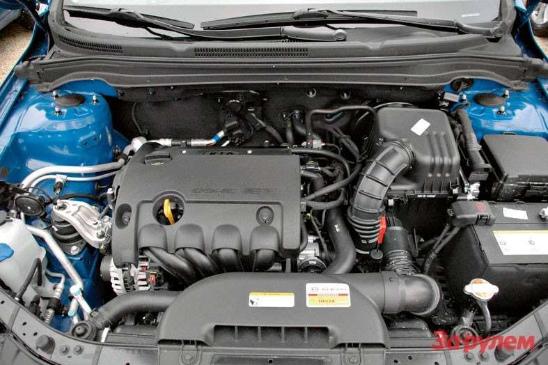 Киа рио 3 охлаждение. Мотор Kia Ceed 2011. Kia Ceed 2008 1.6 двигатель. Моторный отсек Киа СИД 2008. Kia Ceed 2008 двигатель 1.4.