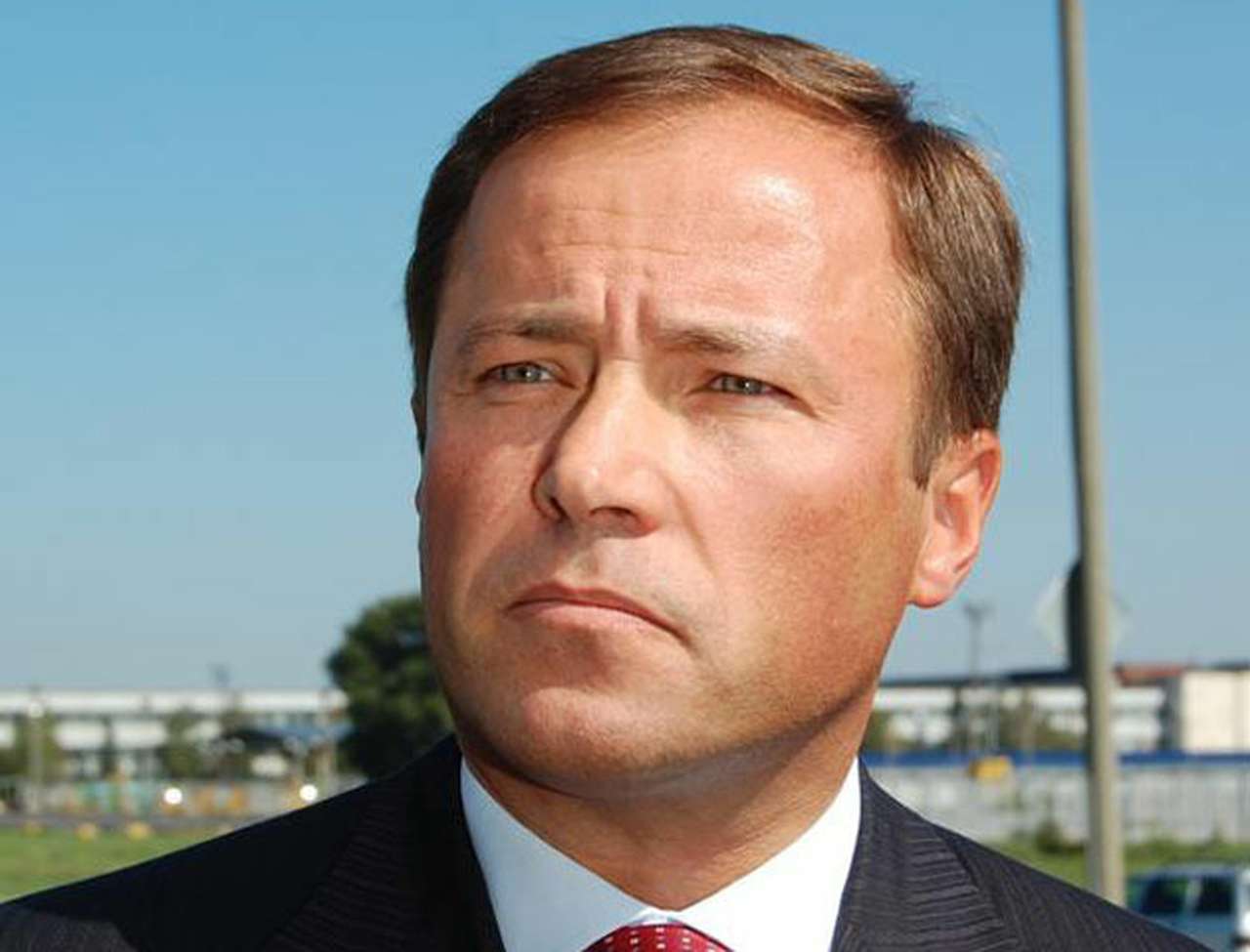 Медведев назначил бывшего президента АВТОВАЗа замом главы Роскосмоса