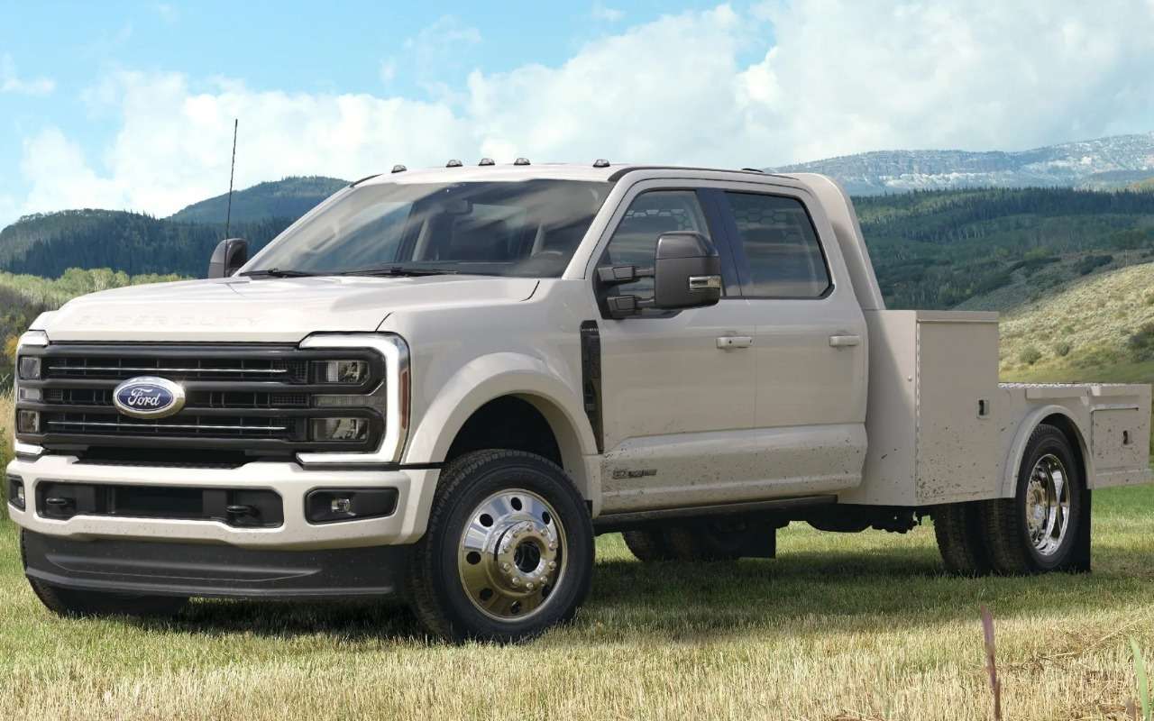 Ford начал выпуск «рабочих лошадок» в люксовой версии