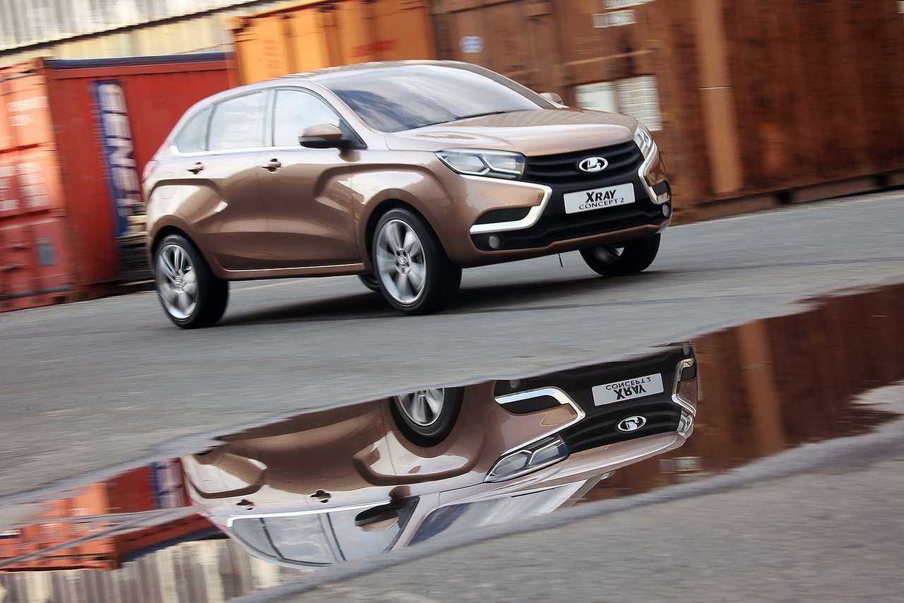 Глава АВТОВАЗа планирует первым протестировать Lada XRAY в апреле