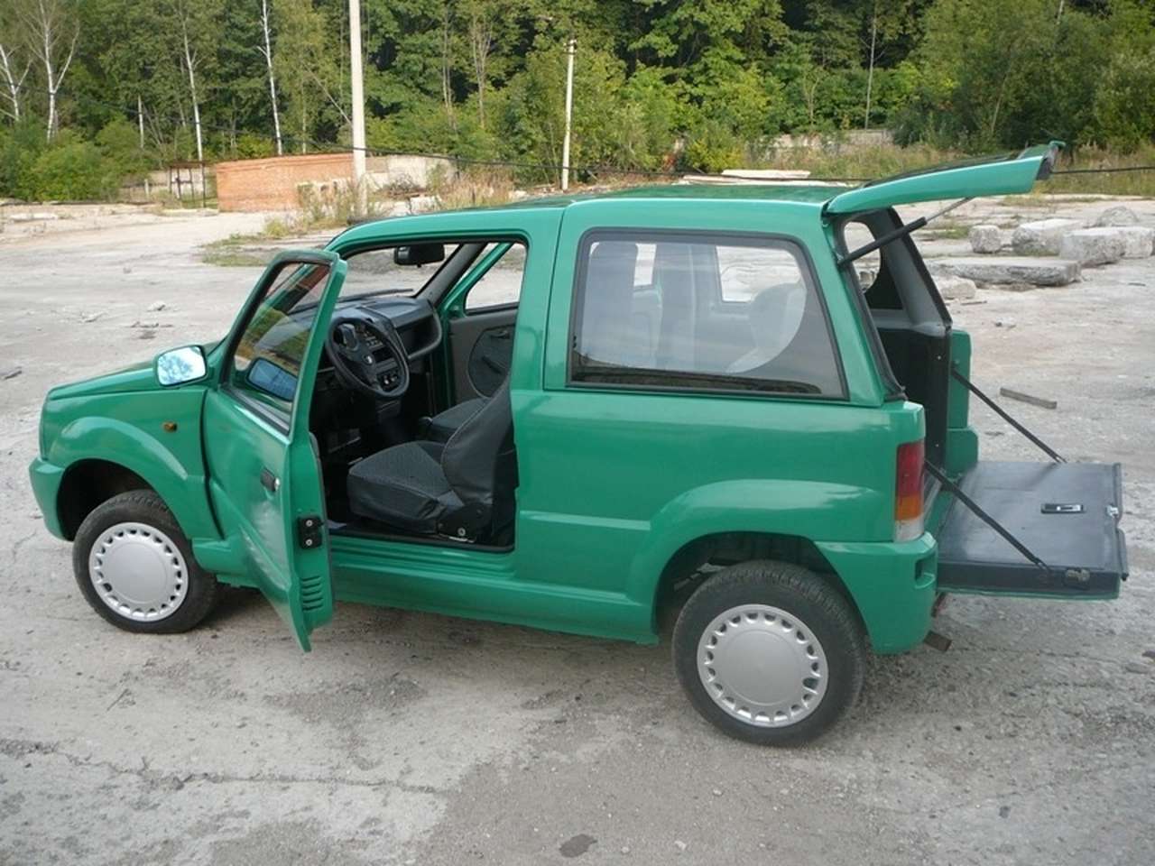 Granta в Ижевске, «Мишка» на ЗИЛе, штрафы во дворах. Итоги недели 25-29 июня с Владимиром Соловьевым