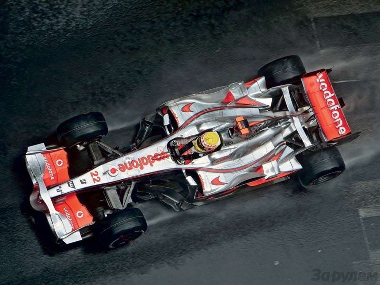 Ошибки делал даже Шумахер. Но высокий класс Хамильтона сомнению не подлежит – особенно после блестящей победы в Монако.