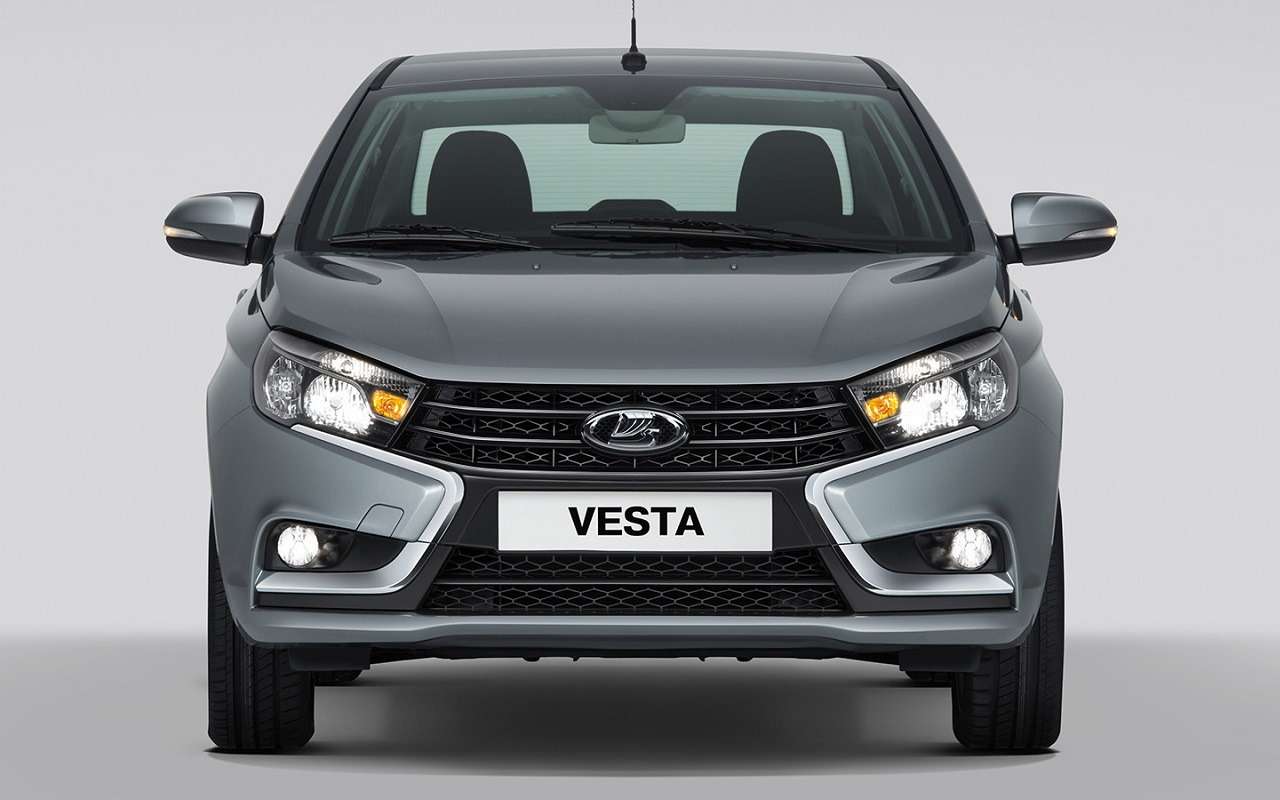 90 тысяч с лишним: отзывают Vesta и Xray