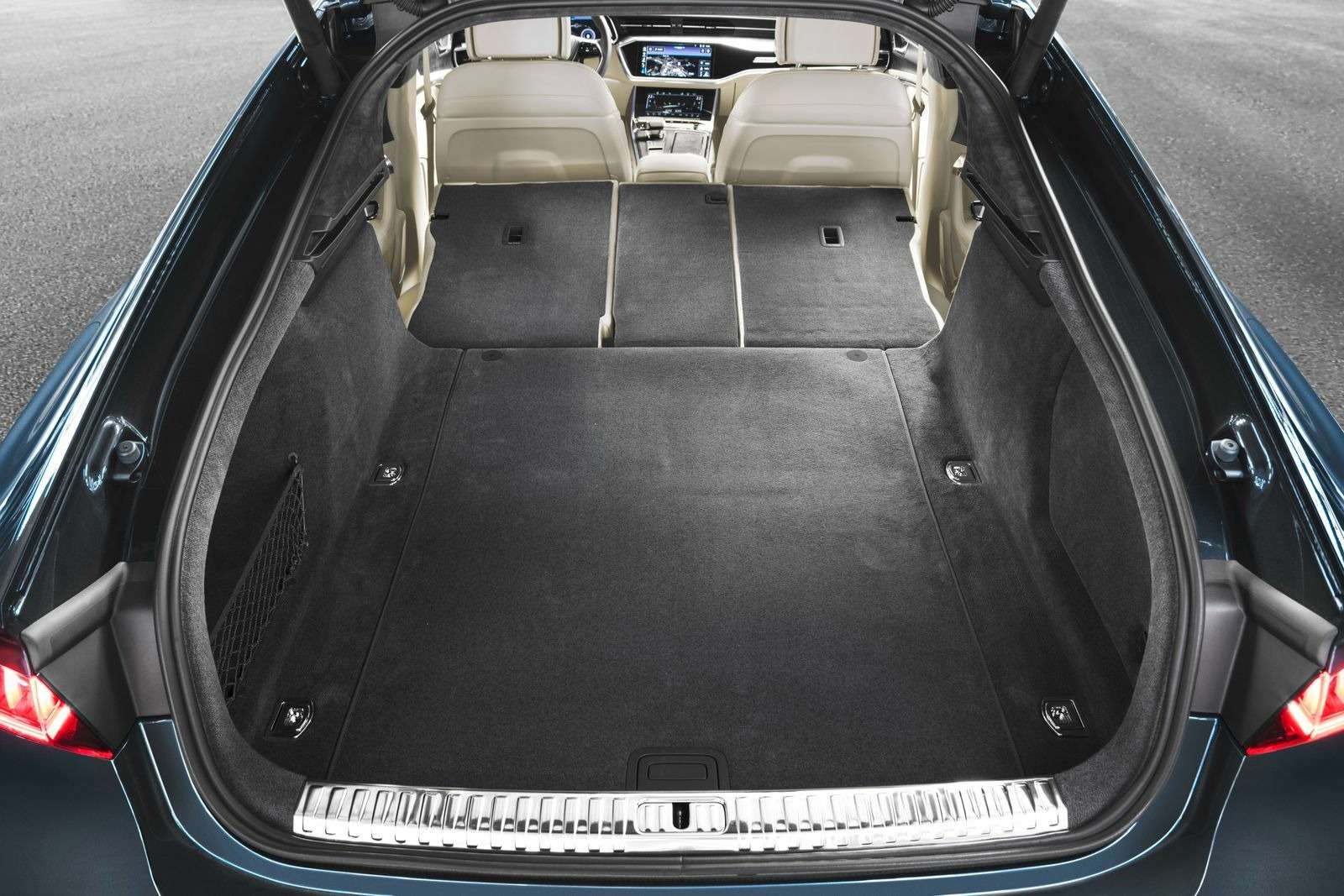 ауди q7 2008 багажник. багажник ауди а3 хэтчбек 8р. объем багажника ауди. Audi a6 avant багажник. Audi a6 c6 багажник седан.