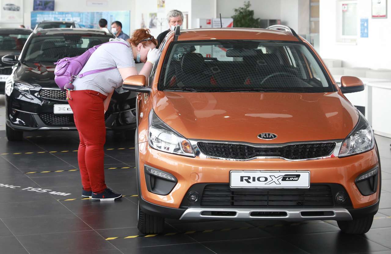 Средняя цена автомобиля за год выросла на 13,3%