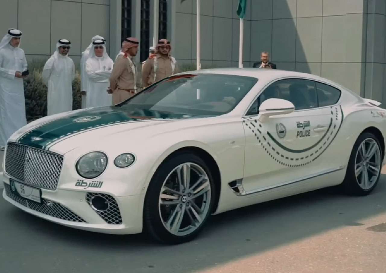 Автомобили Bentley: новости, модели, обзор машин Бентли — все модели,  новинки, линейка Bentley — сайт За рулем www.zr.ru