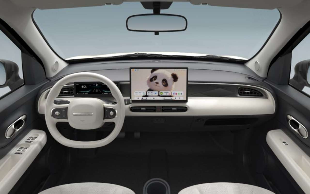 Китай выпустил машину с ценой 535 тысяч рублей