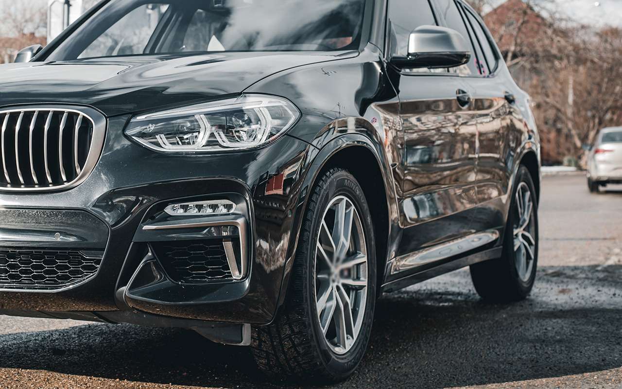 Водители выбирают Mitsubishi Outlander за комфорт, а BMW X3 за богатое оснащение