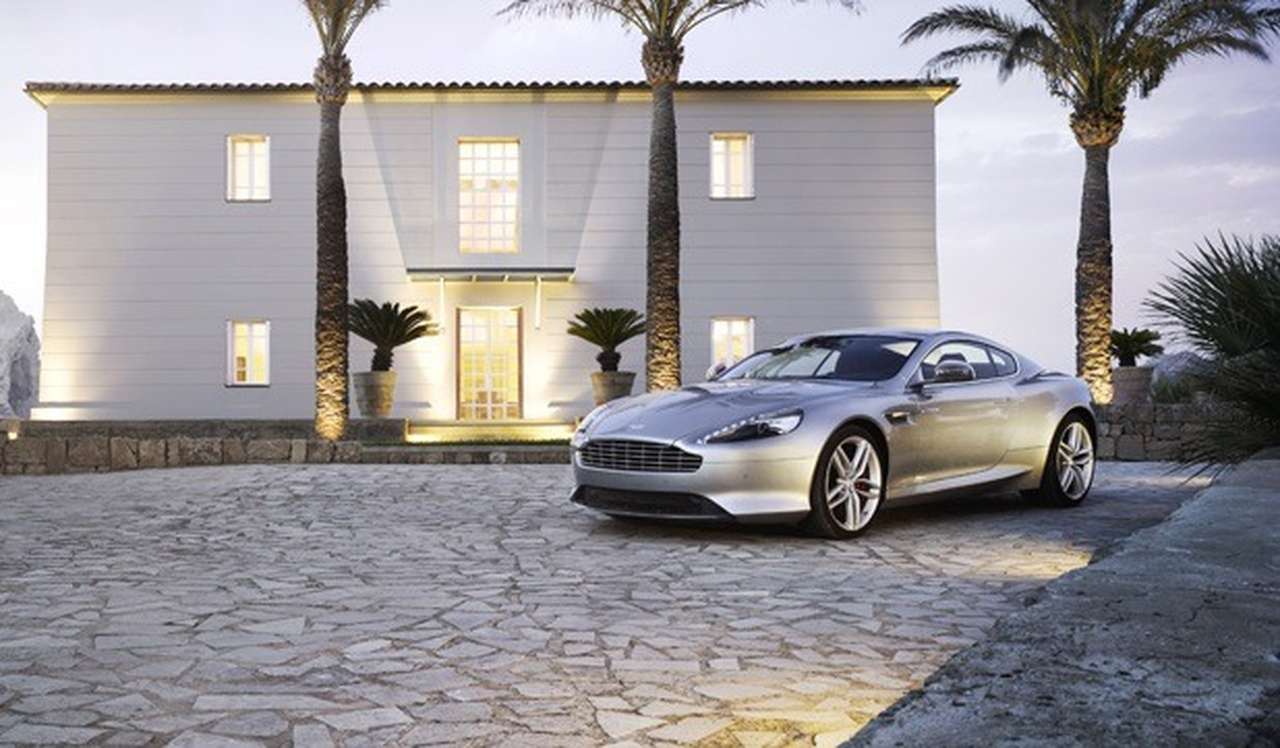 Aston Martin опозорился на китайских педалях