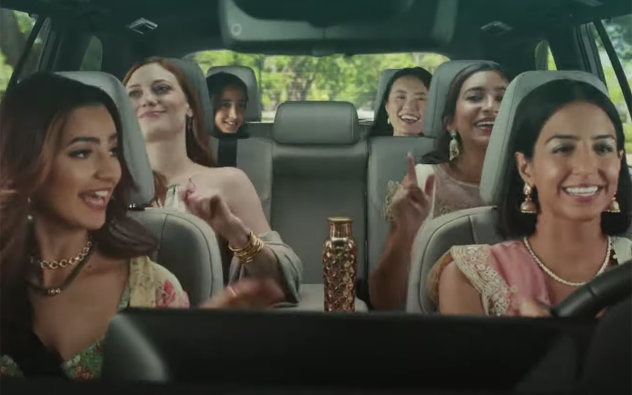 Lexus запустил грандиозную кампанию в преддверии старта продаж нового Lexus TX