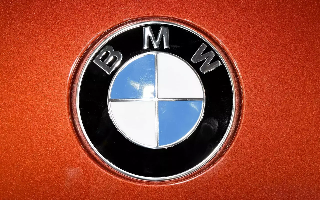 Российский автодилер требует от BMW 25 миллиардов рублей