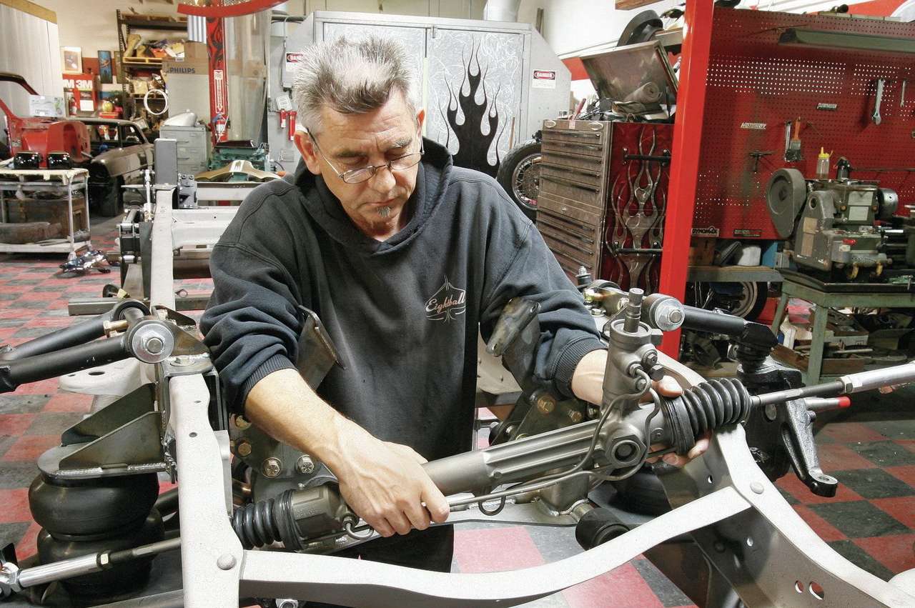 Рулевые рейки: неисправности и восстановление