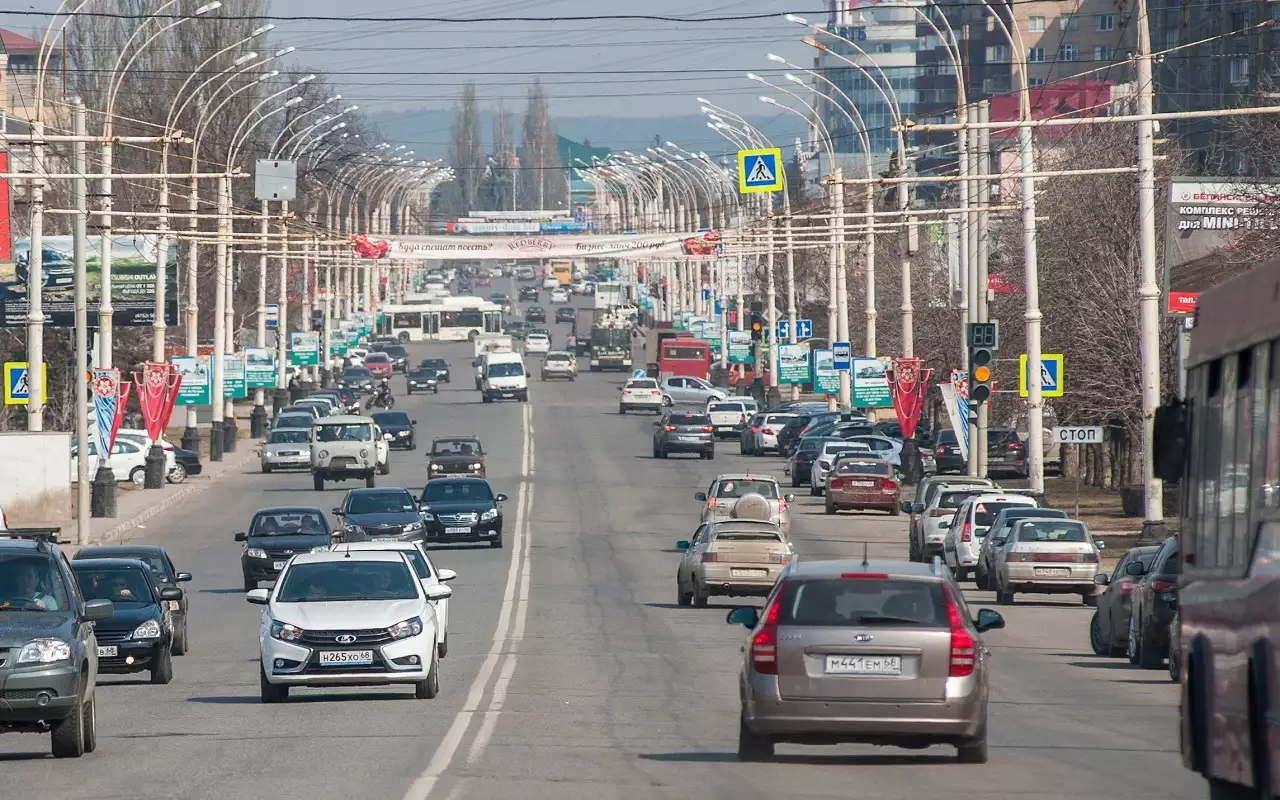 Названы самые популярные автомобили в России за последние 20 лет
