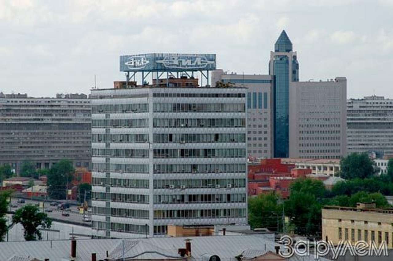 Идет «бычок»… качается?