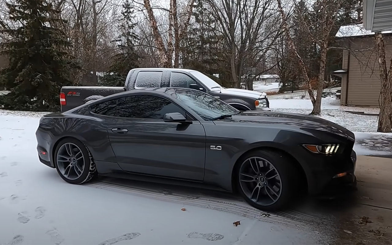 Автомобиль Ford Mustang: обзор, новости, машина Форд Мустанг — разные  поколения, комплектации, характеристики Ford Mustang — сайт За рулем  www.zr.ru