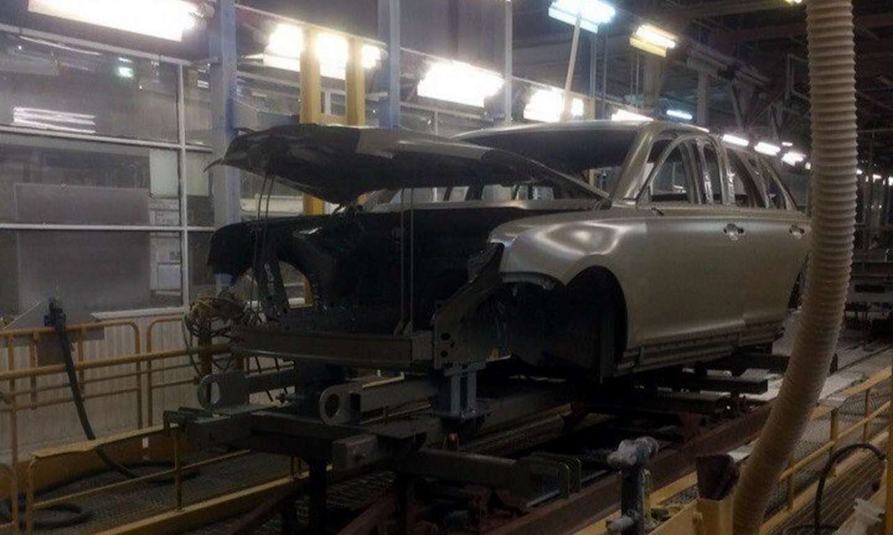 Седан проекта «Кортеж» сфотографировали на ЛиАЗе