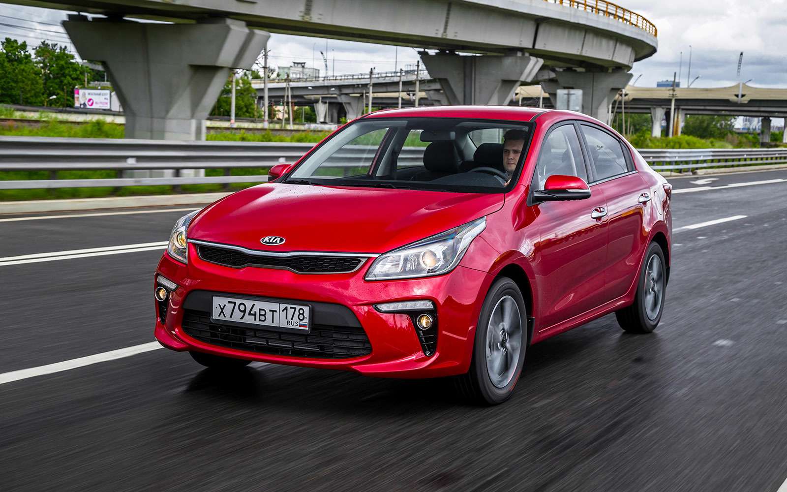 Новый Kia Rio против Соляриса и Рапида — тест ЗР