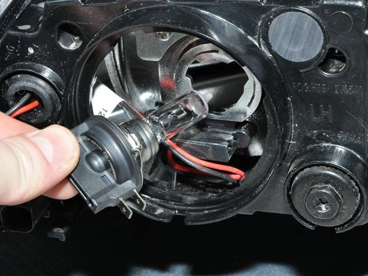 Автовладельцы теряют интерес к сервису дилеров после завершения гарантии