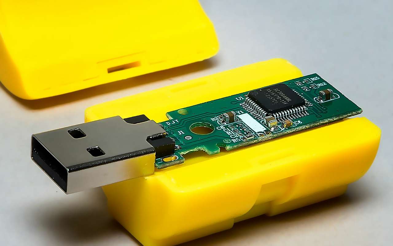 Ноу-хау автора: дарю всем идею! Если магнит способен улучшать все подряд, то не увеличит ли он аналогичным образом емкость флешки?