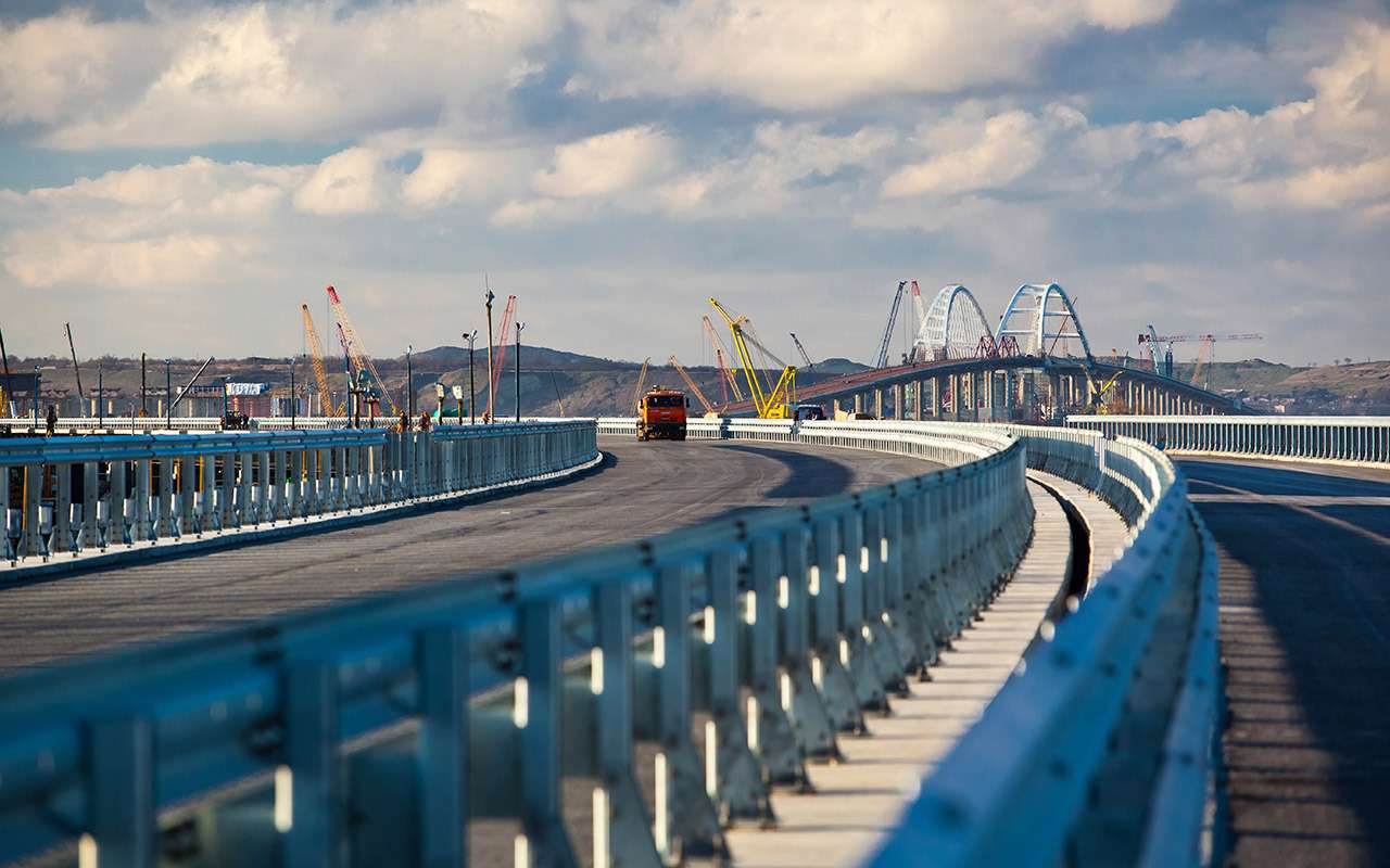 Крымский мост санкт петербург
