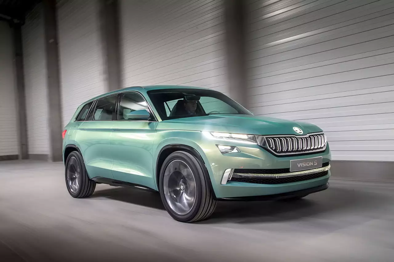 Новый кроссовер Skoda VisionS – первый тест-драйв
