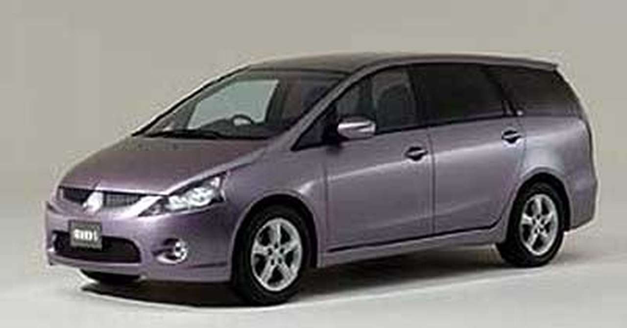 В Европе стартуют продажи Mitsubishi Grandis