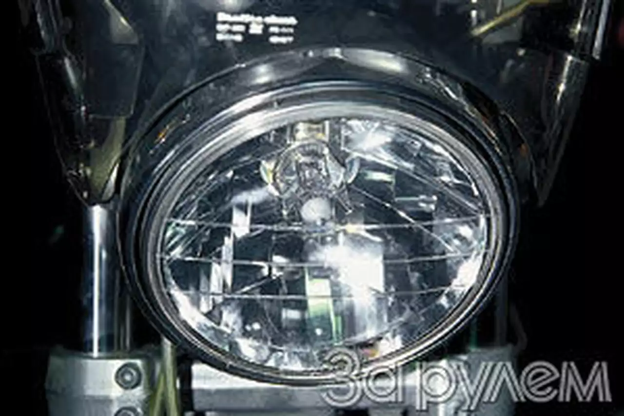 Фары на "японцах" - вне закона?